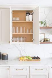 What are some tips to choose a kitchen cabinet?