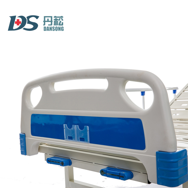 CE Certification 2 Cranks Double Functions ABS Headboard Manual Hospital Bed