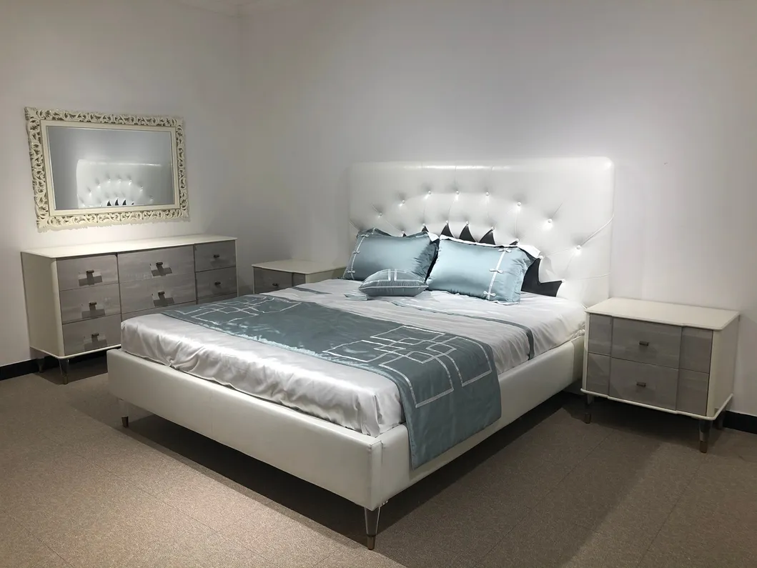 Customized Design High Quality Hotel Bedroom Furniture (HS-6604)