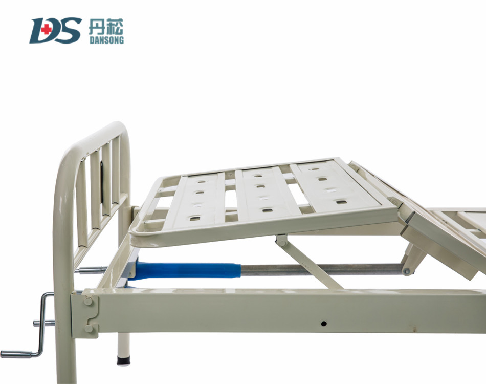 Manufacturer Two Cranks Manual Medical Beds Price