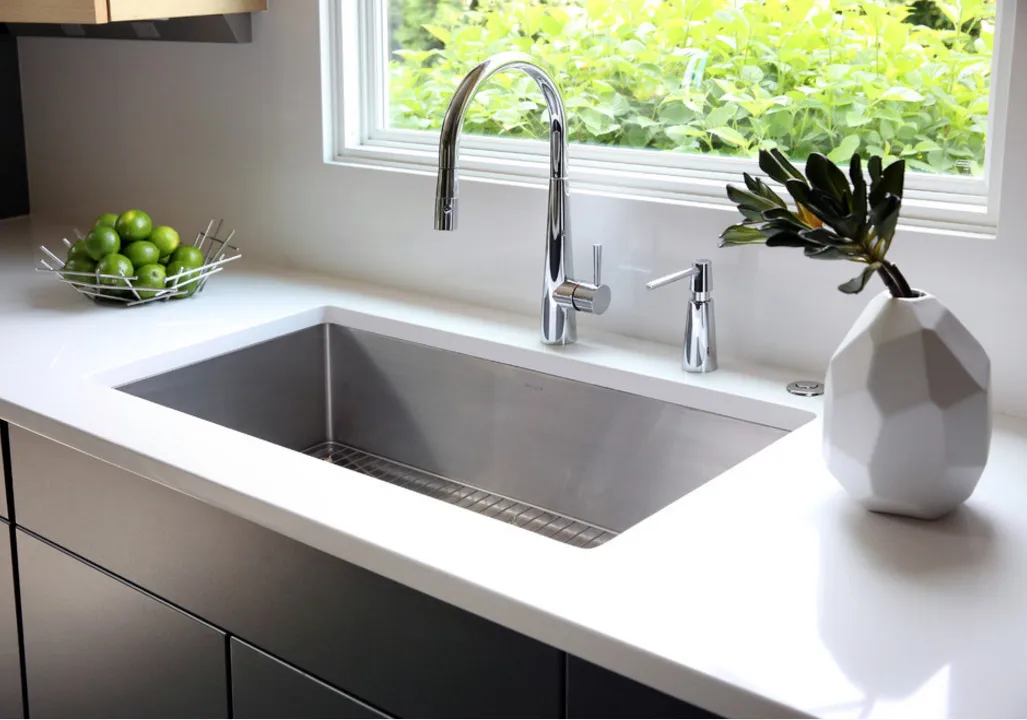 Simple Style MFC/Hmr Kitchen Cabinets